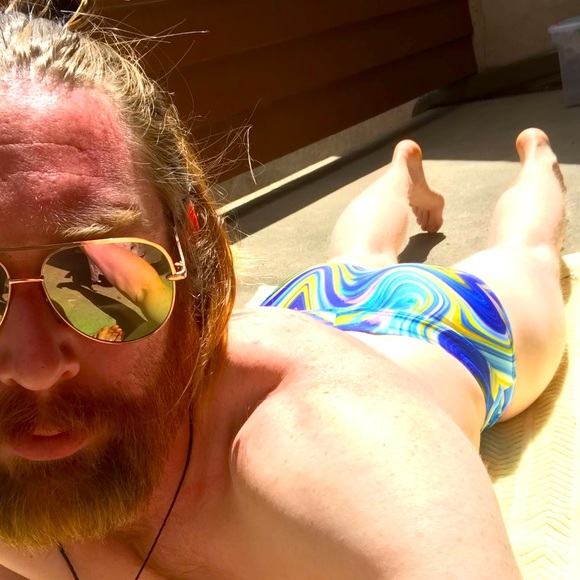 Meet your Posher, Day - Picture 1 of 4